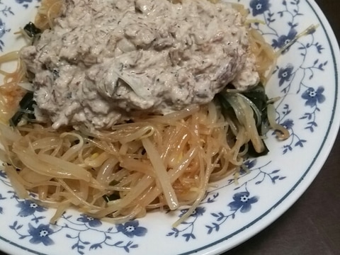 さば缶の春雨サラダ